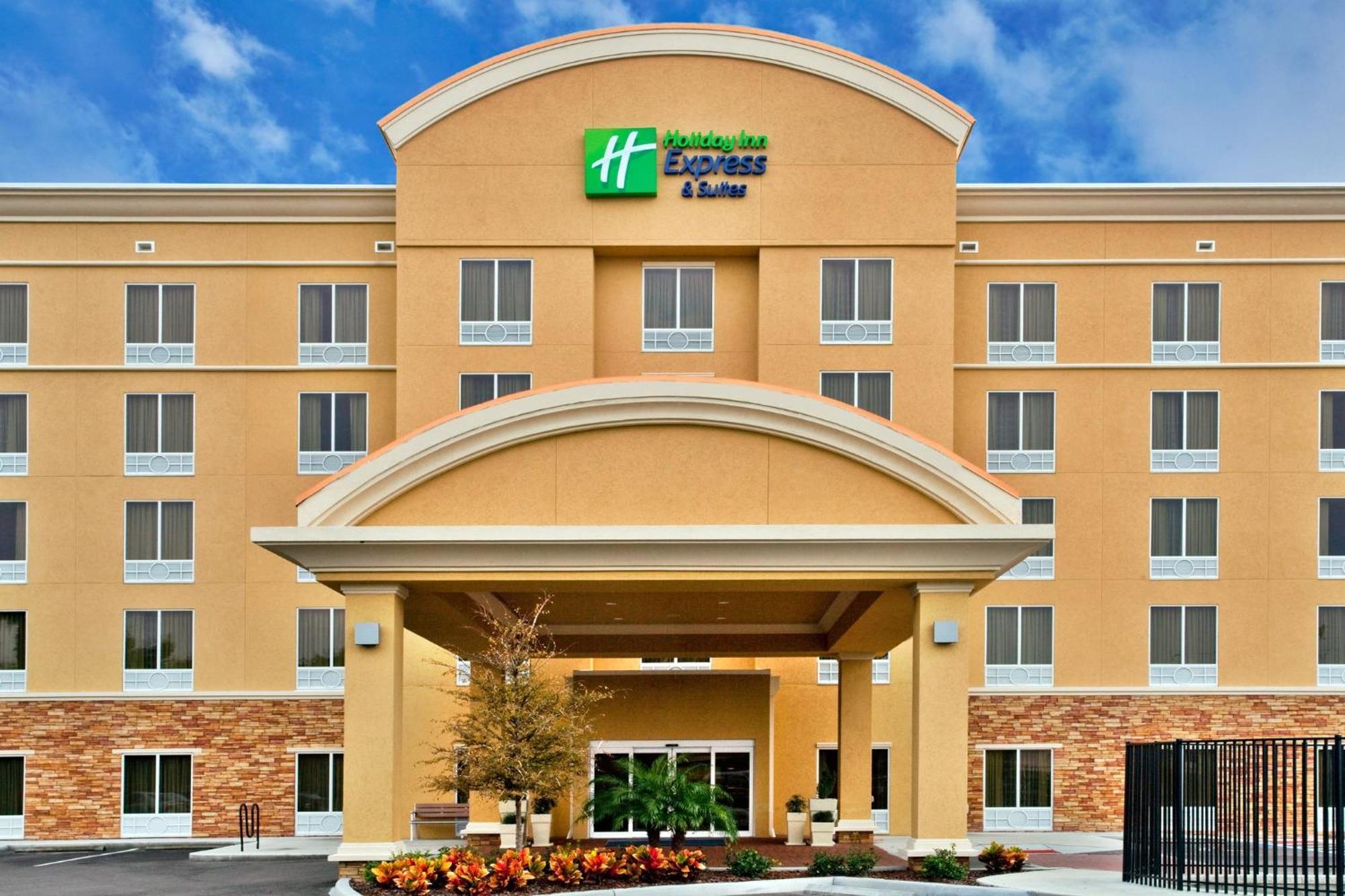 Holiday Inn Express Hotel & Suites Largo-Clearwater By Ihg Exterior foto